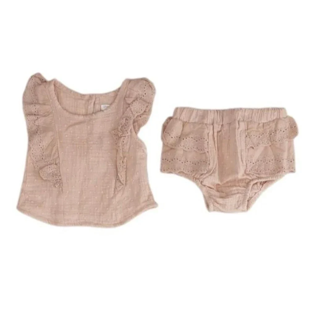 NEW Girls sz 3-6 Months Pink Ruffled Eyelet Shirt & Bloomers 2 Pc Set GRAYSON